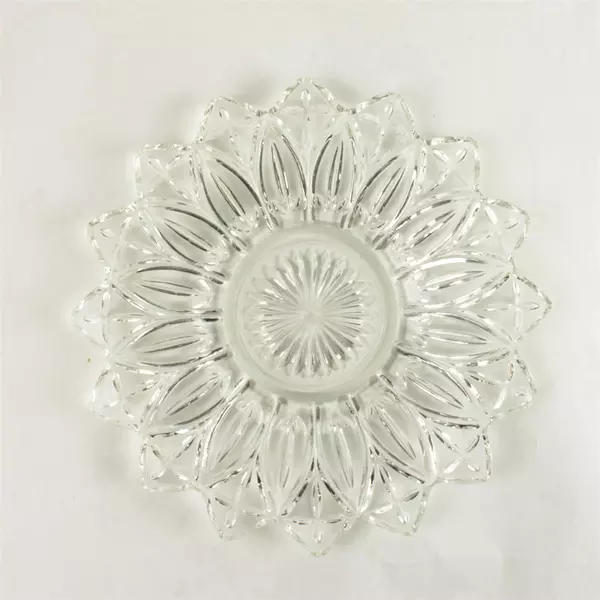 Vintage Federal Pressed Glass Plate 9.5" Petal Pattern - Chips