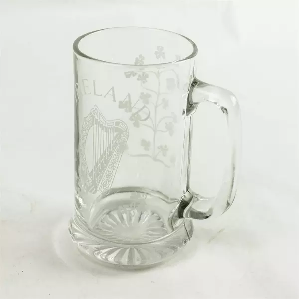 Eamon Irish Etched Pint Stein Harps & Shamrocks 5.5" Used