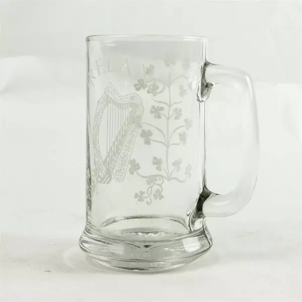 Eamon Irish Etched Pint Stein Harps & Shamrocks 5.5" Used