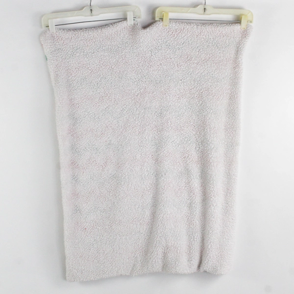 Unbranded Chevron Green/Red On White Small Fleece Throw Blanket 30" x 40"