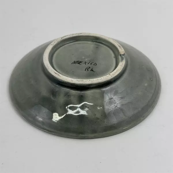 Mexico Pottery 5.25 inch Plate Gray With Black Bird And Brown Flower