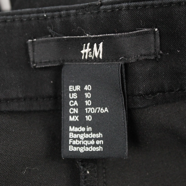 H&M Solid Black Tapered Leg Pants Women's Size 10