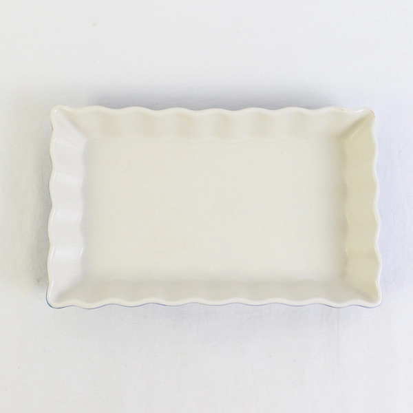 Unmarked Blue and White Ruffled Rectangular Ceramic Dish 8"
