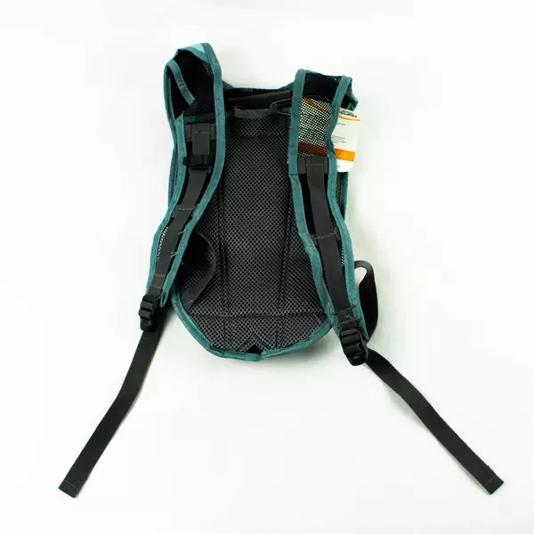 Bass Pro Shops Eclipse Hydration Pack 50 oz Blue New with Tags