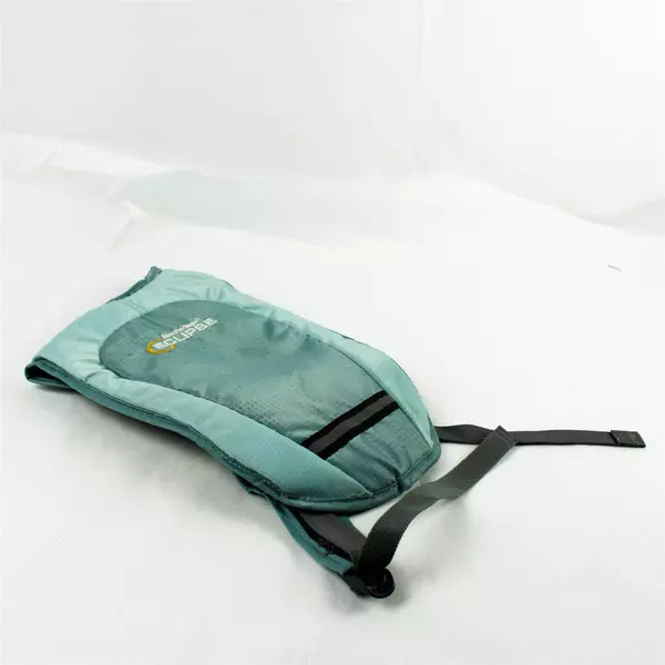 Bass Pro Shops Eclipse Hydration Pack 50 oz Blue New with Tags