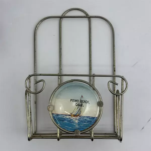 Ceramic Pismo Beach Souvenir Salt & Pepper Shakers With Wire Stand