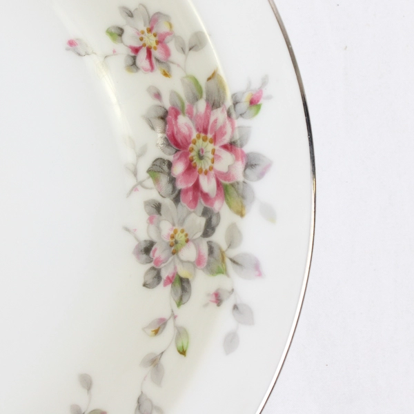 Lot of 4 Sanford  Spring Time Soup Bowls 7.75" Vintage Discontinued HTF