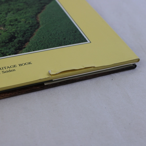 Kauai The Garden Isle Written & Photographed by Allan Seiden 1989 Hardcover DJ