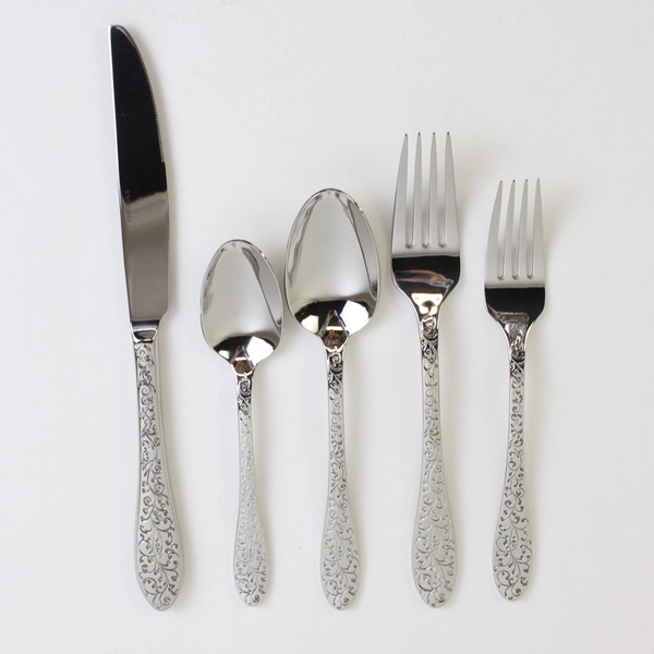 Lot Of 5 Oneida Silver Ivy Flourish (Stainless) Flatware 2 Forks 2 Spoons Knife