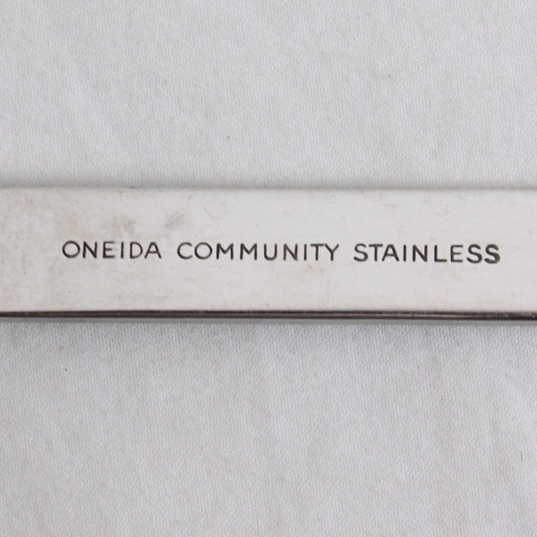 Lot Of 4 Oneida Silver Isabella (Stainless) Flatware 2 Serving Forks & 2 Jelly