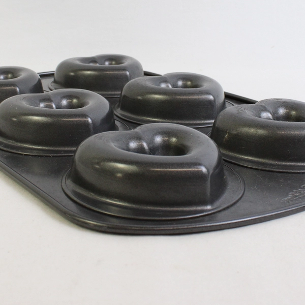 Wilton Non-Stick 6-Cavity Heart-Shaped Donut Baking Pan 8" x 12-1/2"