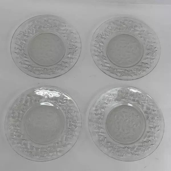 Lot Of 4 Princess House Fantasia Pattern Clear Glass Plates Luncheon Plates