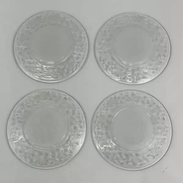 Lot Of 4 Princess House Fantasia Pattern Clear Glass Plates Luncheon Plates