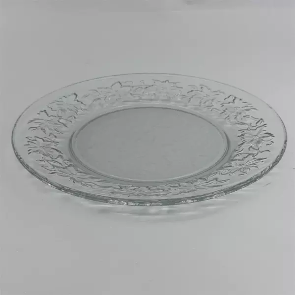 Lot Of 2 Princess House Fantasia Pattern Clear Glass Plates Dinner Plates