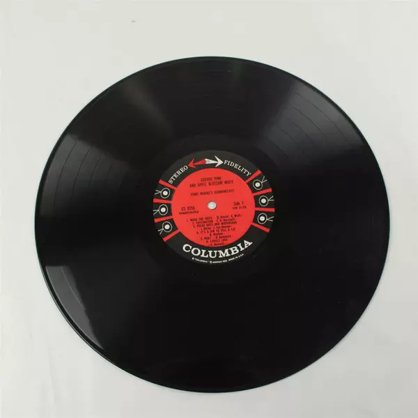 Jerry Murad's Harmonicats Cherry Pink & Apple Blossom White