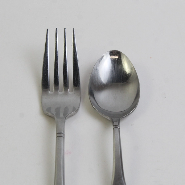Lot Of 5 Northland (Stainless) Flatware Teaspoons Dinner Fork