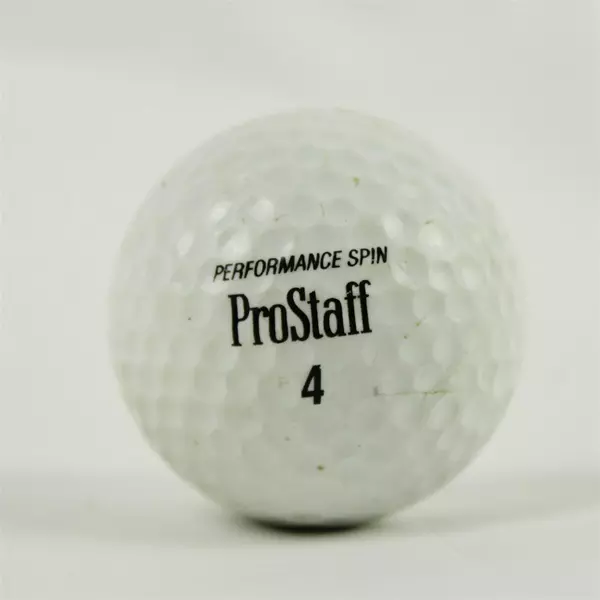 Lot of 8 Wilson STAFF Golf Balls Used Good Pre-Owned Practice