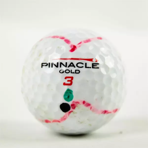 Lot of 7 Pinnacle Used Golf Balls Pre-Owned Practice Range
