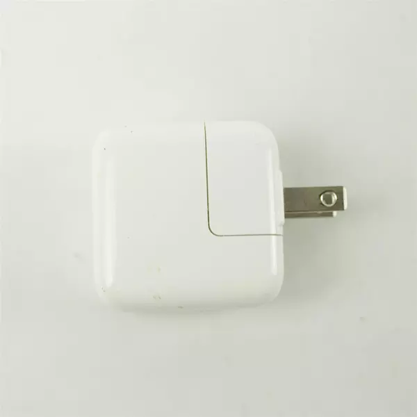 Apple A1357 10W USB Wall Charger Adapter for iPhone iPad iPod Untested