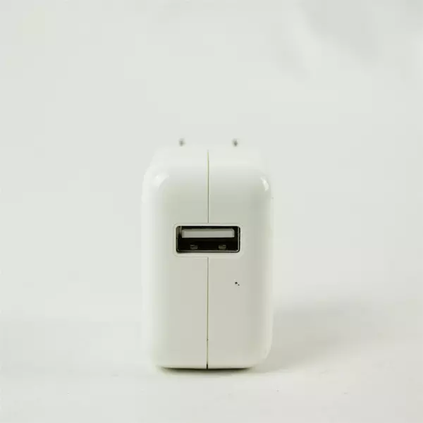 Apple A1357 10W USB Wall Charger Adapter for iPhone iPad iPod Untested