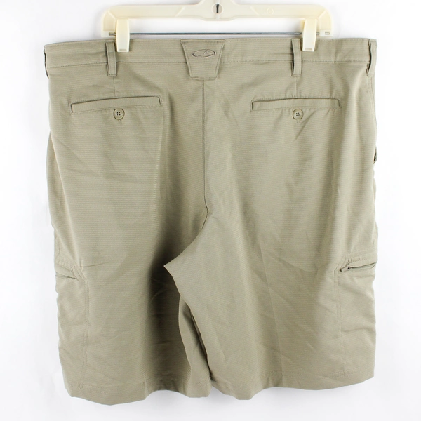 Champion Men's 40W Khaki Stretchy Shorts with Zippered Pockets