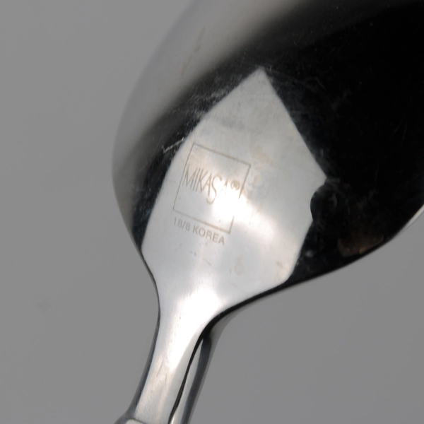 Lot of 4 Mikasa Stanton Pattern 18/8 Stainless Oval-Shaped Soup Spoons 8" Good