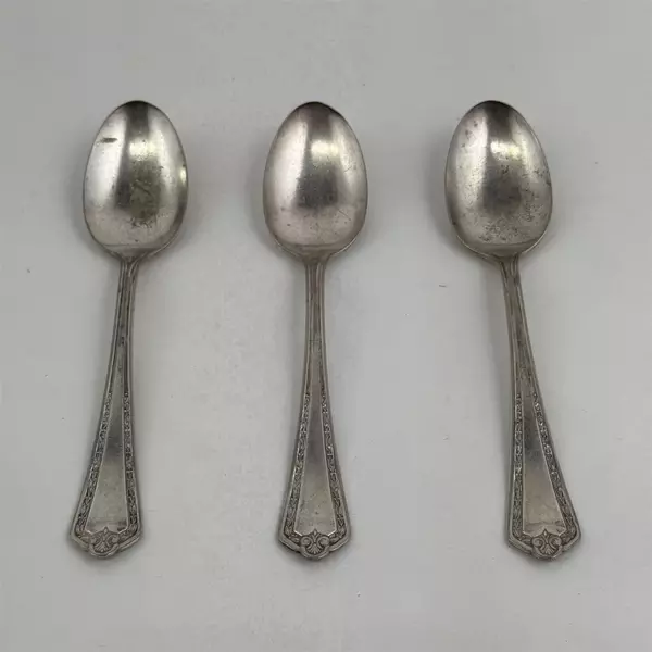 3 Wm Rogers Mfg 1915 Patent Hampton Silver Plate Teaspoons 5.75"