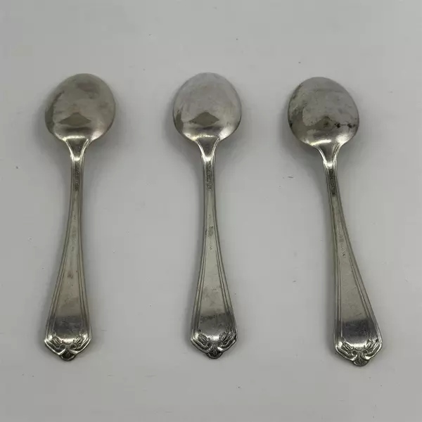 3 Wm Rogers Mfg 1915 Patent Hampton Silver Plate Teaspoons 5.75"