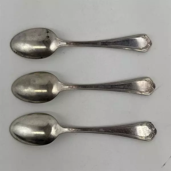 3 Wm Rogers Mfg 1915 Patent Hampton Silver Plate Teaspoons 5.75"