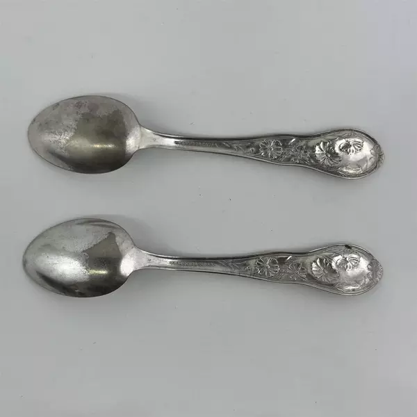 2 Vintage Wm Rogers & Son AA Mary Fuller Silver Plate Teaspoons 5.75"
