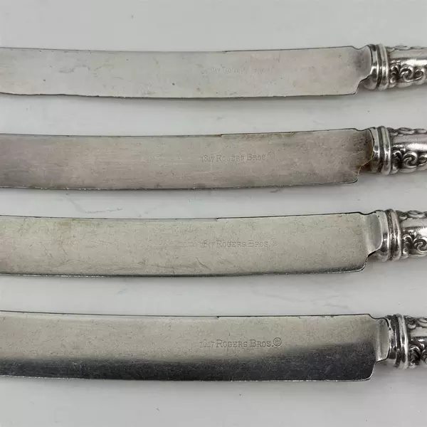 Set 4 AVON 1847 Rogers Bros. Dinner Knives 9.5 inches 1901