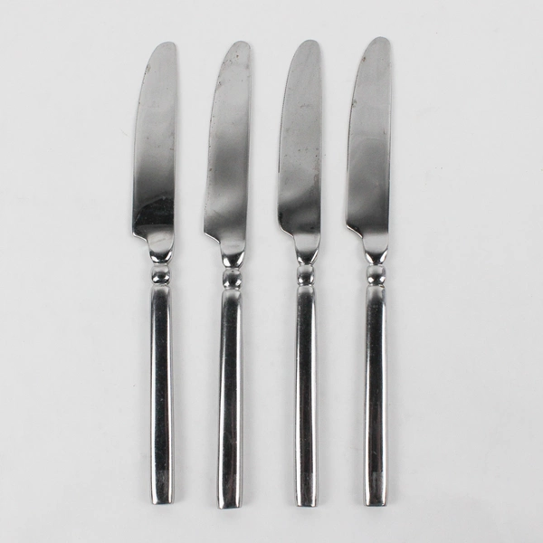 Lot Of 4 Hampton Silversmiths Dominique-Mirror (Stainless) Flatware Dinner Knife