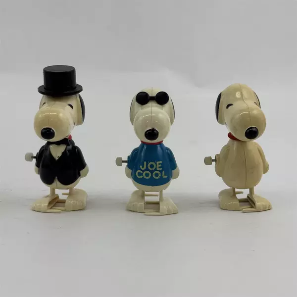 Lot of 3  Vtg Aviva Peanuts  Snoopy Wind Up Toys Joe Cool Bride Groom Snoopy