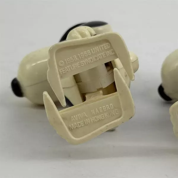 Lot of 3  Vtg Aviva Peanuts  Snoopy Wind Up Toys Joe Cool Bride Groom Snoopy