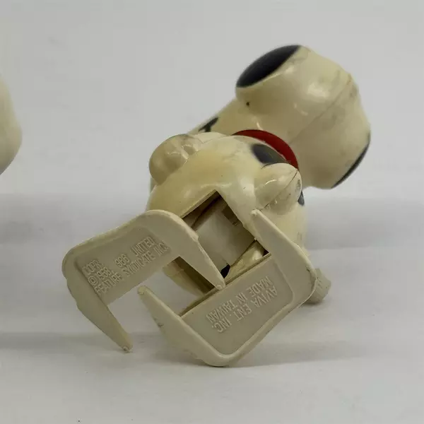 Lot of 3  Vtg Aviva Peanuts  Snoopy Wind Up Toys Joe Cool Bride Groom Snoopy