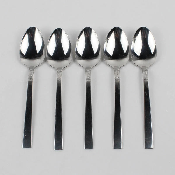 Lot Of 5 Wm A Rogers (Stainless) Flatware Soup Spoons 7.25" Long