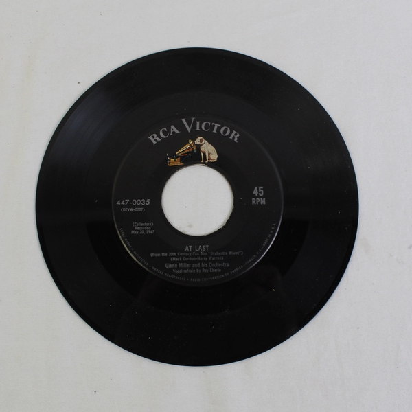 At Last/ Perfidia Glenn Miller And His Orchestra RCA Victor 447-0035