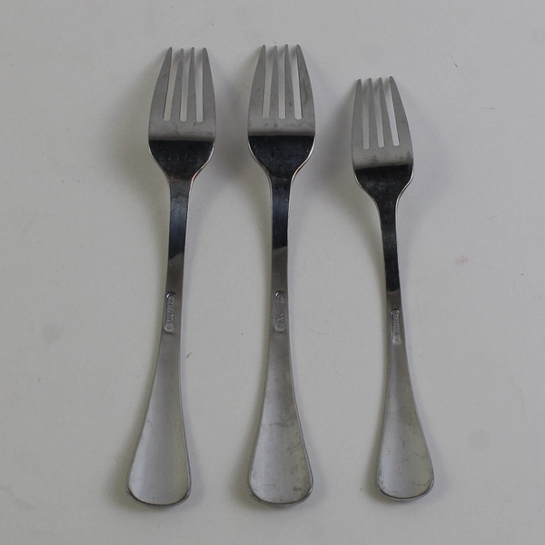Lot Of 3 Oneida Silver OHS5453  (Stainless) Flatware 2 Dinner Forks 1 Salad