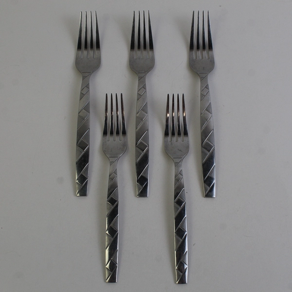 Lot Of 5 Oneida Silver OHS5462  (Stainless) Flatware 3 Dinner Forks & 2 Salad