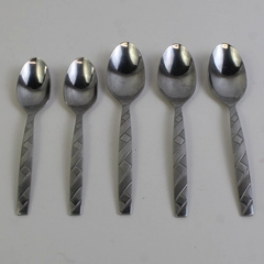 Lot Of 5 Oneida Silver OHS5462  (Stainless) Flatware 3 Soup Spoons & 2 Teaspoons