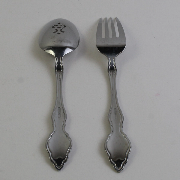 Lot Of 2 Oneida Silver OHS5429 (Stainless) Flatware Serving Set (Spoon & Fork)