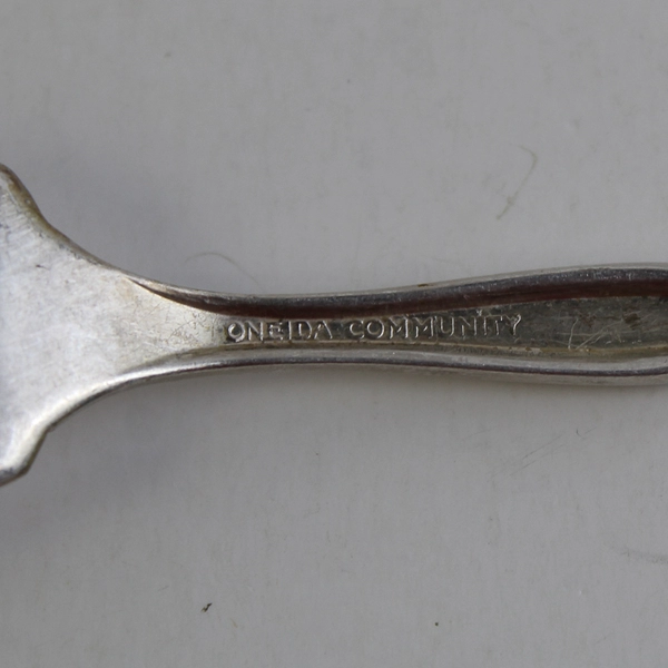 Lot Of 7 Oneida Silver Duet Pattern Flatware Salad Forks 7" Long