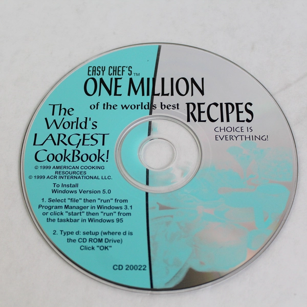 Lot Of 2 Cookbooks on CD Key Gourmet 1994 & World's Largest Cookbook 1999