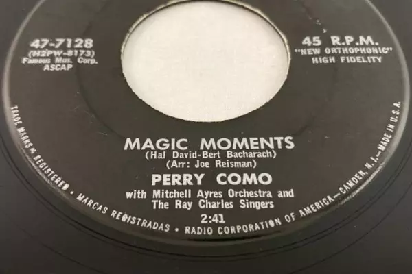 Lot of 2 Perry Como 45 RPM Vinyl Records RCA Victor Magic Moments & More