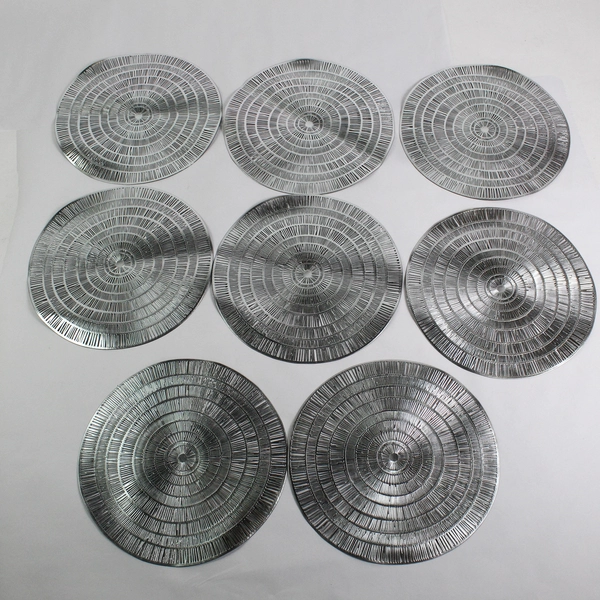 Set Of 8 Unbranded Silver/Black Round Plastic Placemats Decor 16" Diameter