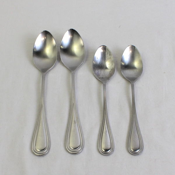 Lot Of 4 Gourmet Settings GON23 (Stainless) Flatware 2 Soup Spoons 2 Teaspoons