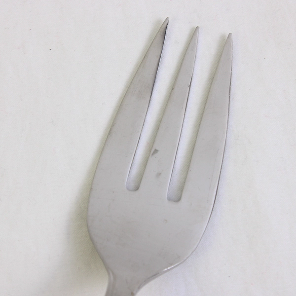A Reed & Barton Select East Hampton Pattern Serving Fork Stainless 8.75 Inches