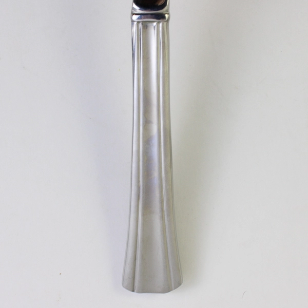 A Set of 4 Reed & Barton Brookshire Stainless Solid Handle Steak Knives 9.75 In