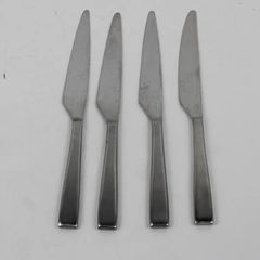 Lot Of 4 Gourmet Settings Strand (Stainless) Flatware Dinner Knives 9.5" Long
