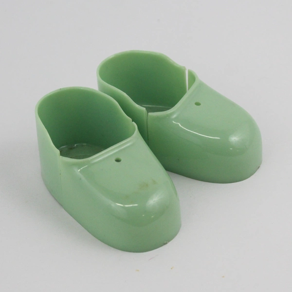Vintage 1970'S Davidon Green Hard Plastic Adjustable Large Doll Shoes